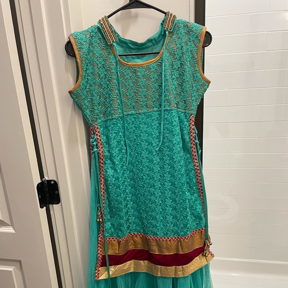 New w/ tags Green Indian Pakistani Salwaar Kameez - Picture 2 of 4